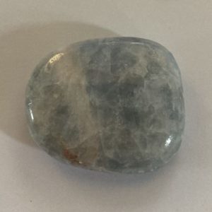 Calciet blauw broekzaksteen