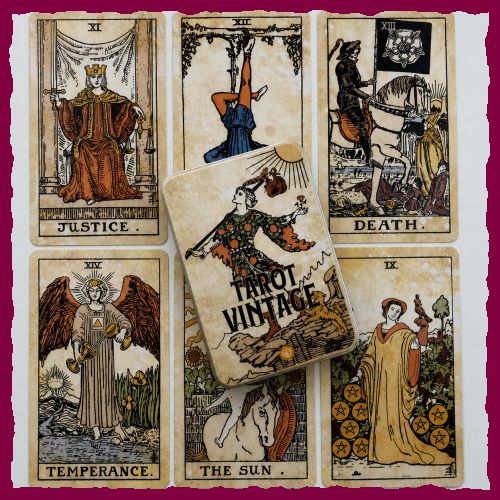 Borderless Waite tarot in blik (Eng.)